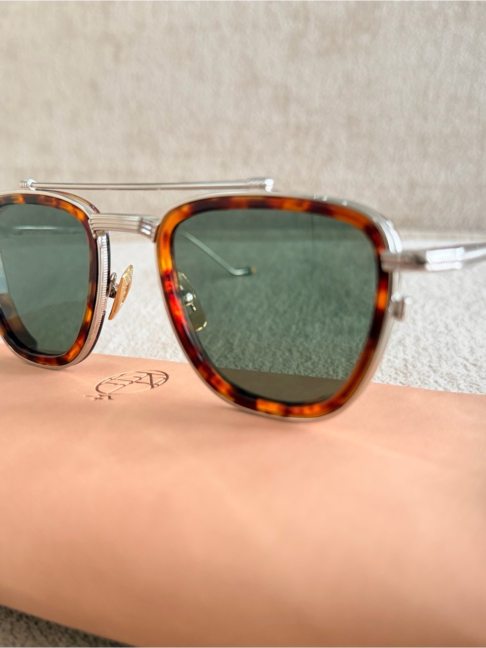 Tortoiseshell Frame Sunglasses with Green Lenses
